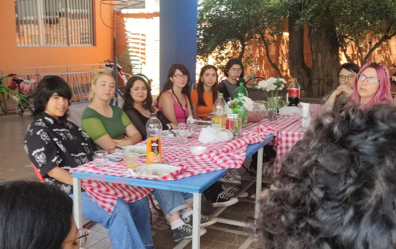 almuerzo cuarto medio con profes